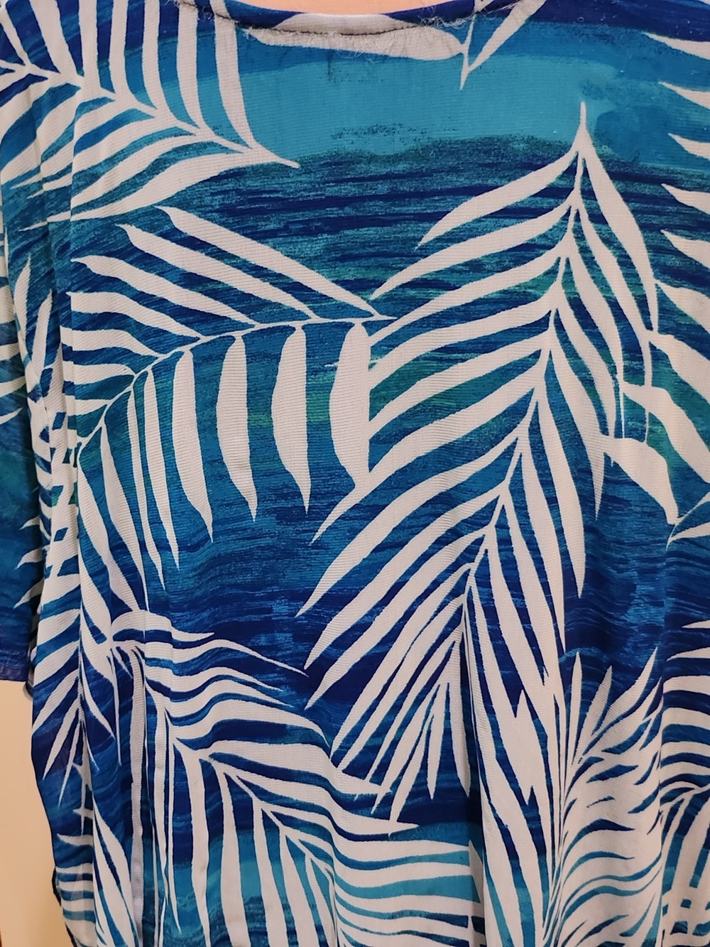 Catherines Blue & White Tropical Palm Leaf Tunic 2X 22/24W Asymmetrical - Picture 3 of 6